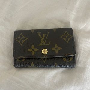 Louis Vuitton Monogram Key Holder